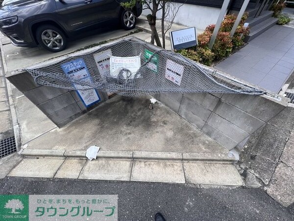 駐車場(駐車場)