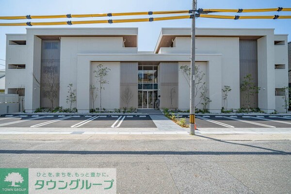 駐車場(駐車場)