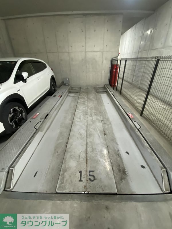 駐車場(駐車場)