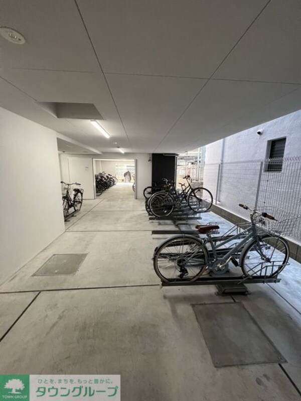 駐車場(駐車場)