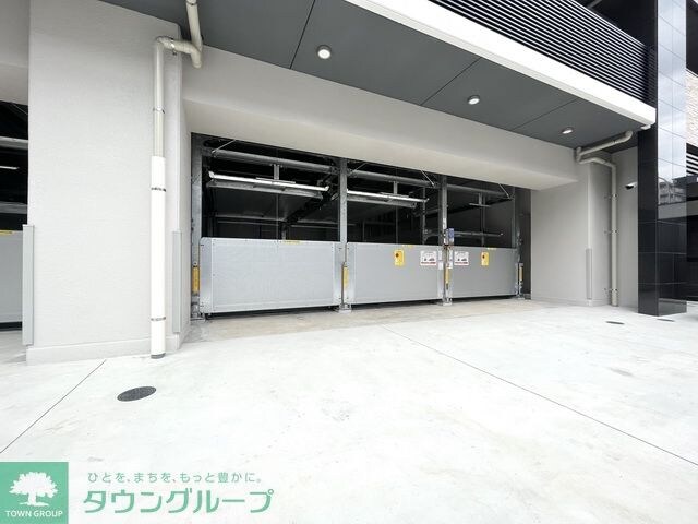 物件内観写真4　(エントランス)