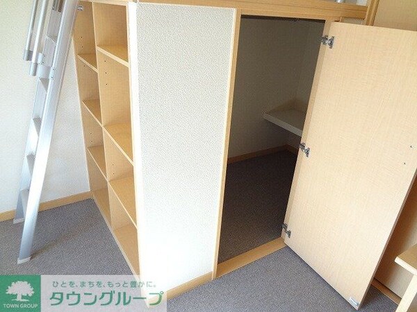 その他室内・内装(ベット下収納)