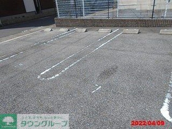 その他(屋根付き駐輪場)