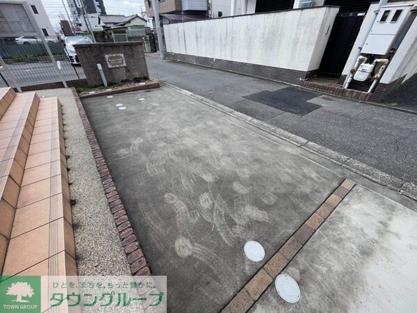 駐車場(駐車場)