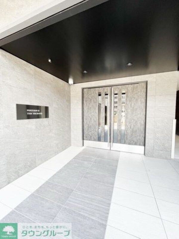 エントランス(エントランス)