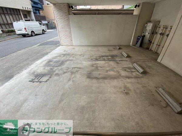 駐車場(駐車場)