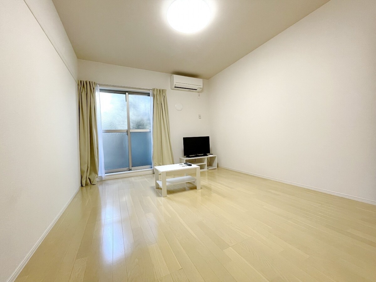 物件内観写真9　(リビング/居室)