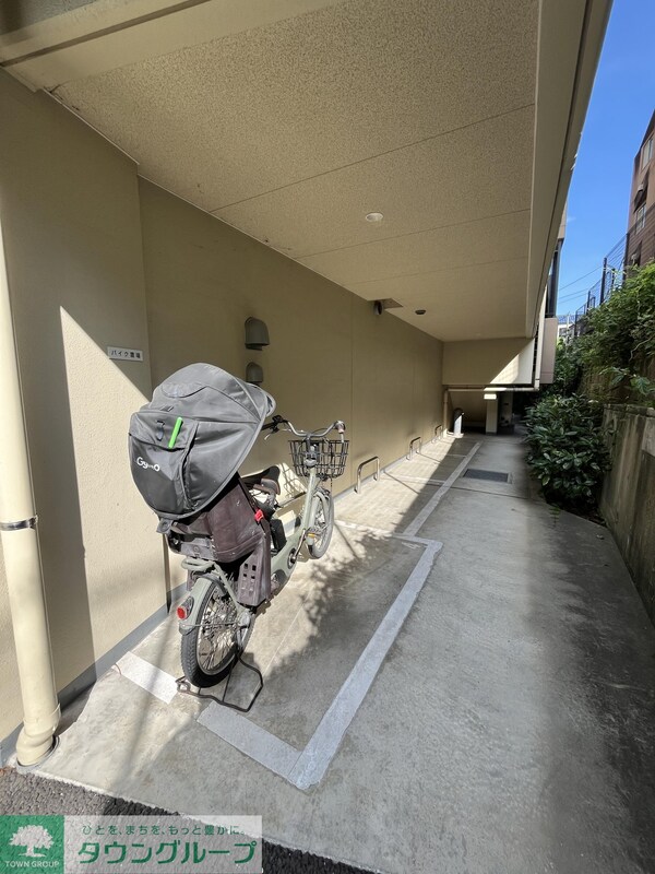 駐車場(駐車場)