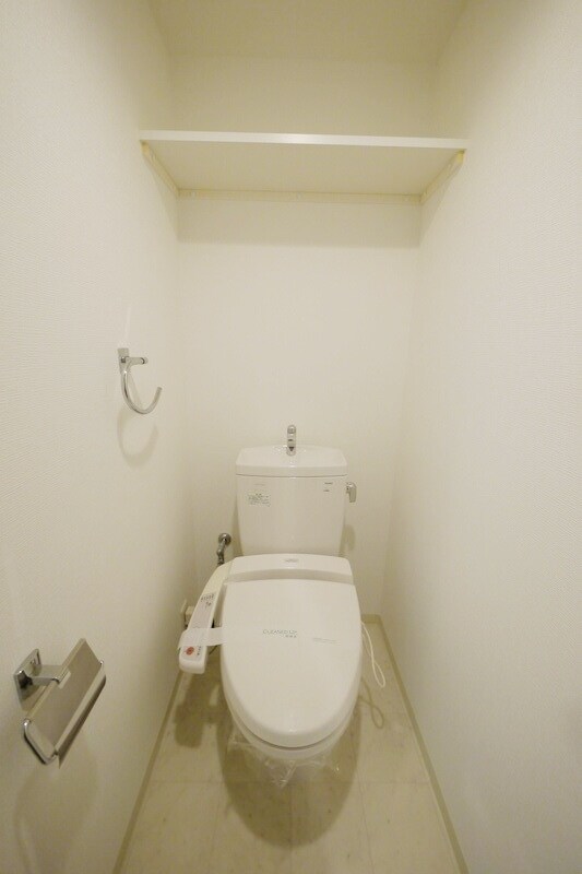 物件内観写真8　(トイレ)