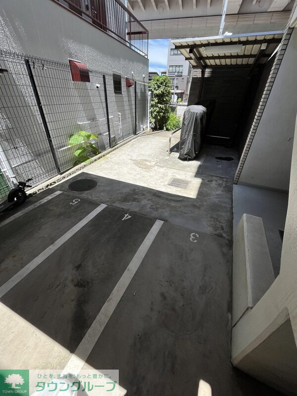 駐車場(バルコニー)