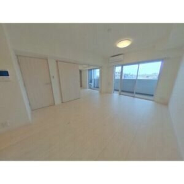 リビング・居室(※同シリーズ別物件参考写真)