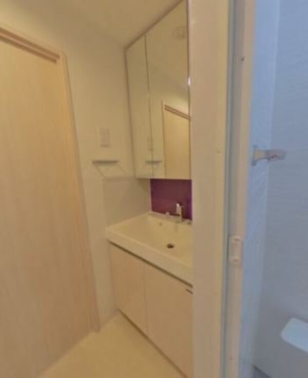 洗面(※同シリーズ別物件参考写真)