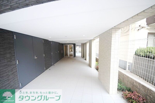 エントランス(庭)
