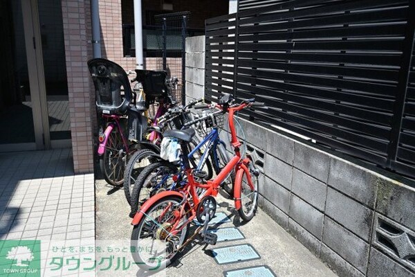 その他(駐輪場)