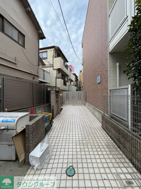 エントランス(庭)