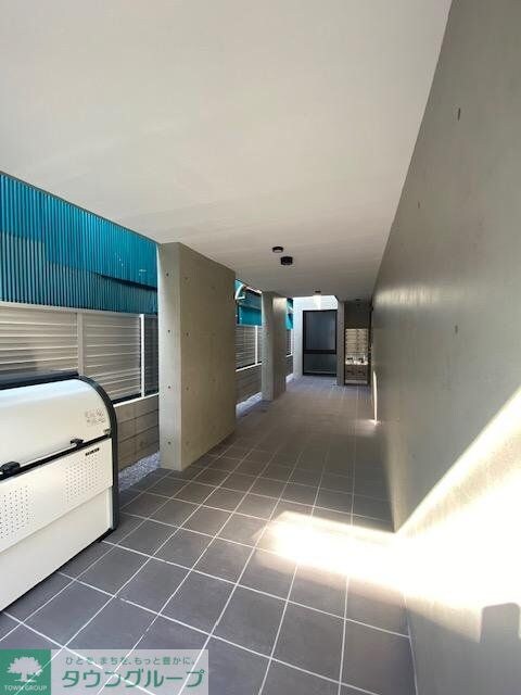 物件内観写真17　(エントランス)