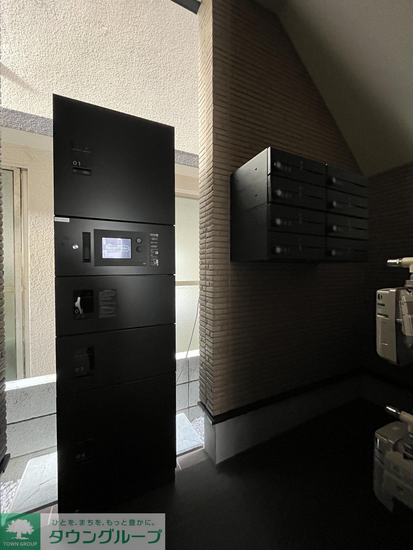 物件内観写真15　(エントランス)