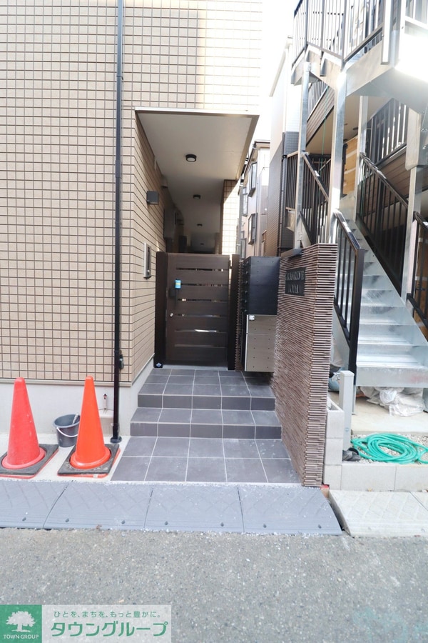 エントランス(エントランス)