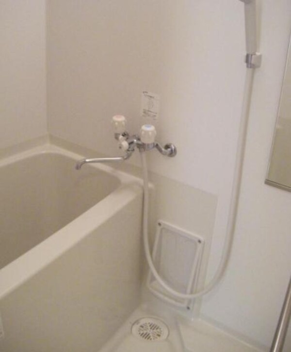 バス／シャワールーム等(バス／シャワールーム等)