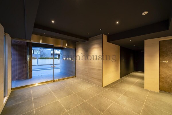 エントランス(エントランス)