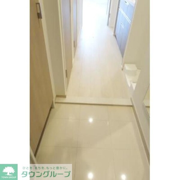 玄関(※写真は同タイプ住戸です。)