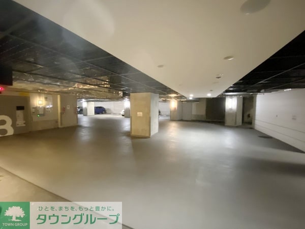 駐車場(お問合せは(株)タウンハウジング赤坂店へ【03-5563-…)