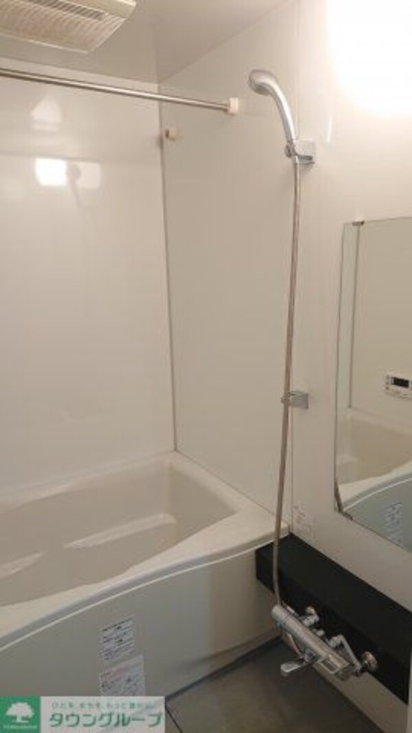 バス／シャワールーム等(※参考写真)