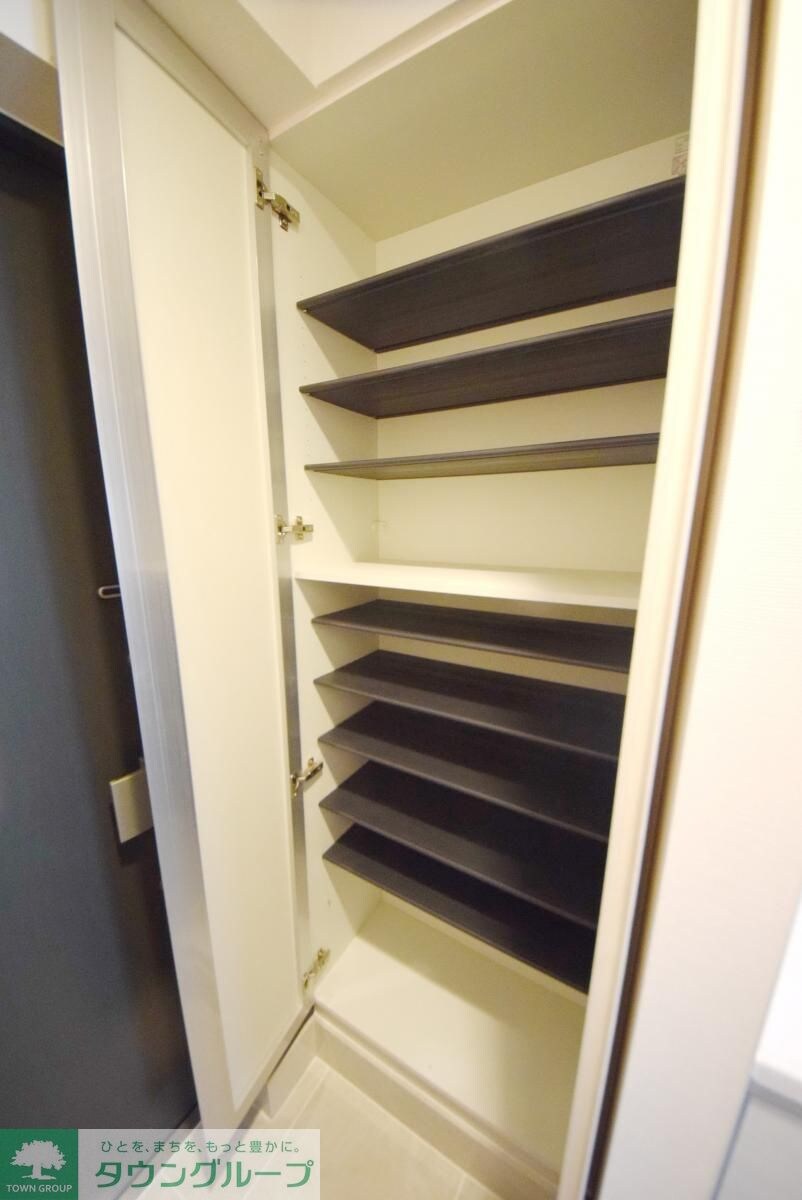 物件内観写真7　(収納)