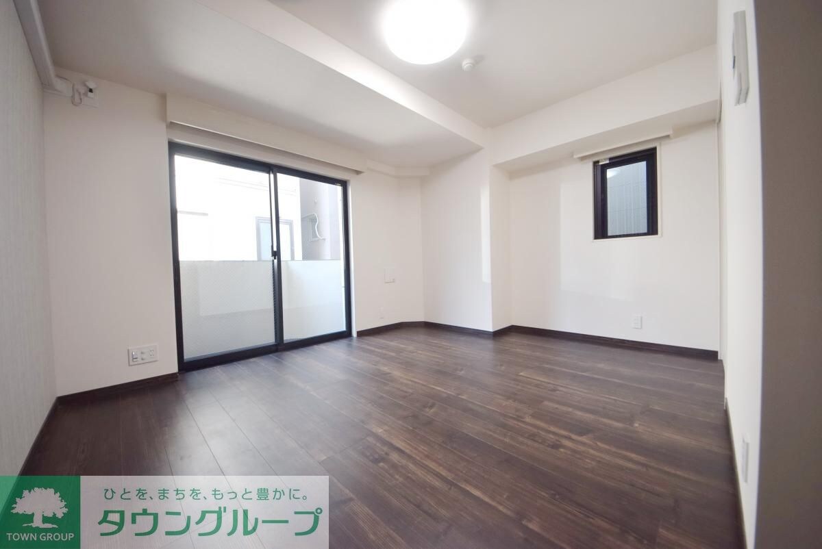 物件内観写真12　(リビング/居室)