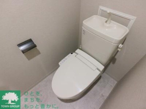 トイレ(＊別部屋、同施工参照)