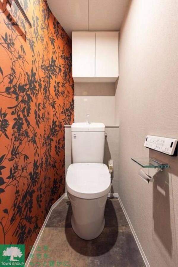 トイレ(Aタイプ2023年12月撮影 同タイプ301号室の写真です。)