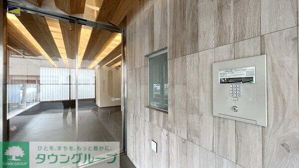 エントランス(お問合せは(株)タウンハウジングレジデンス事業部【03-…)