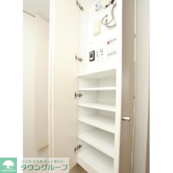 玄関(※写真は同タイプ住戸です。)