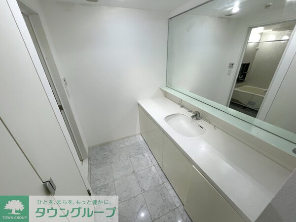 洗面(お問合せは(株)タウンハウジングレジデンス事業部【03-…)