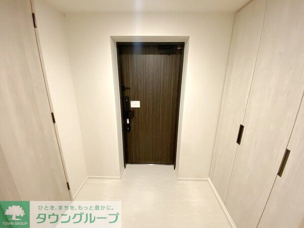 玄関(お問合せは(株)タウンハウジングレジデンス事業部【03-…)