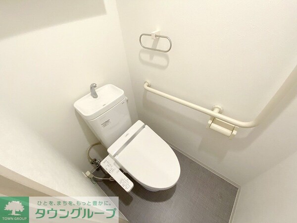 トイレ(お問合せは(株)タウンハウジングレジデンス事業部【03-…)