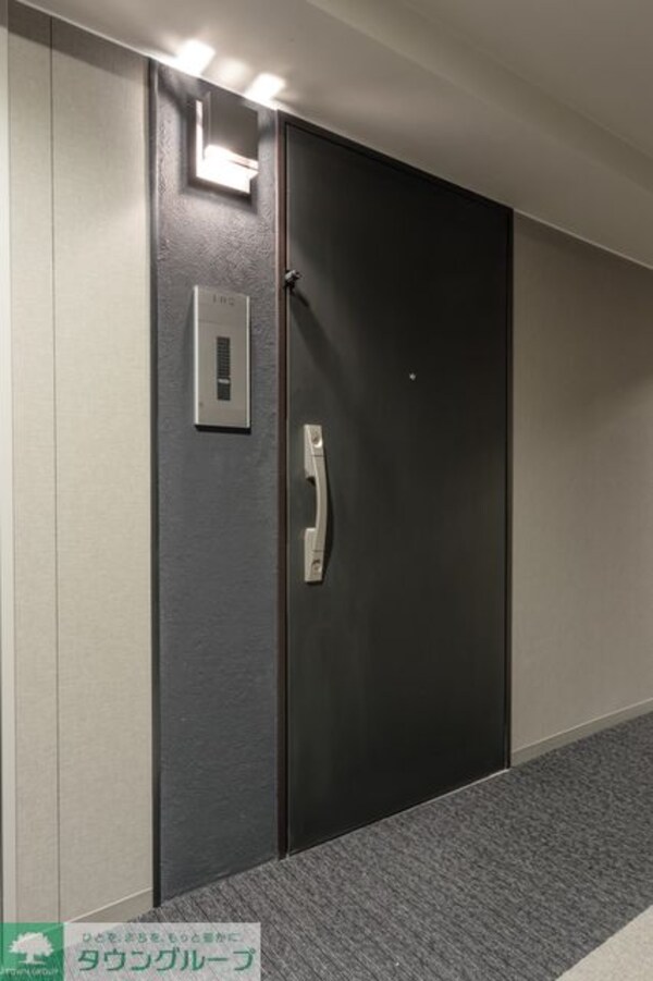 玄関(※写真は同タイプ住戸です。)