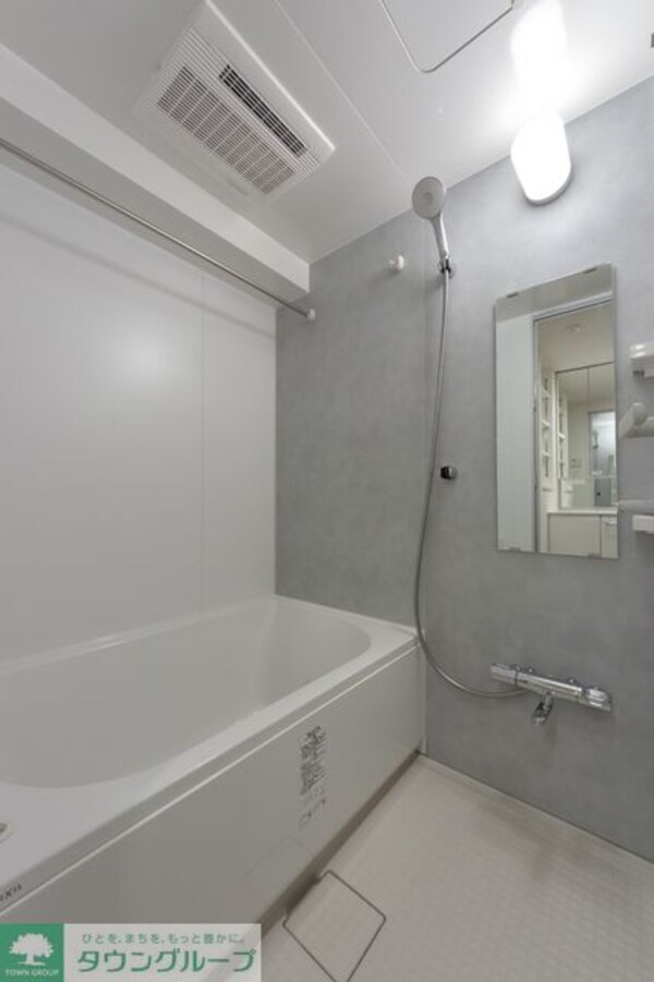 バス／シャワールーム等(※写真は同タイプ住戸です。)