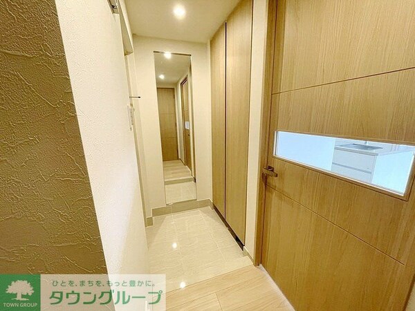 玄関(お問合せは(株)タウンハウジングレジデンス事業部【03-…)