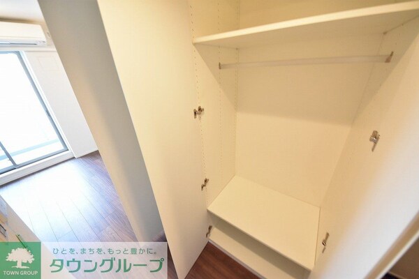 収納(お問合せは(株)タウンハウジング東京へ)