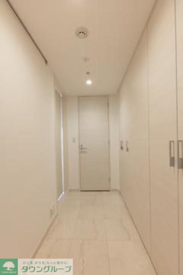 玄関(※写真は同タイプ住戸です。)