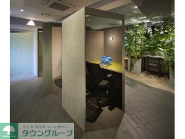 エントランス(エントランス)