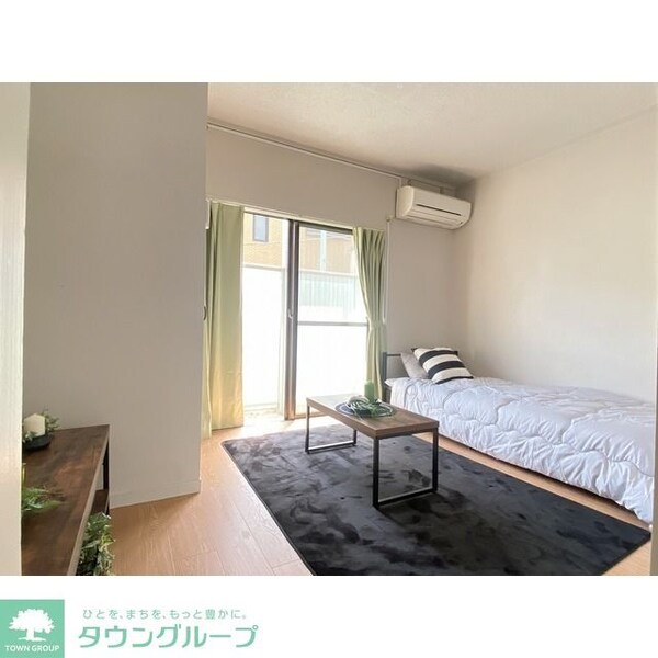 リビング・居室(モデル家具設置中)