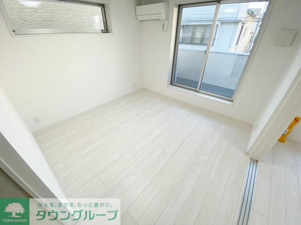 寝室(★白色ベースで明るいお部屋です★)
