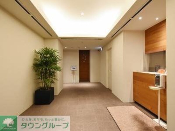 エントランス(お問合せは(株)タウンハウジング東京へ)