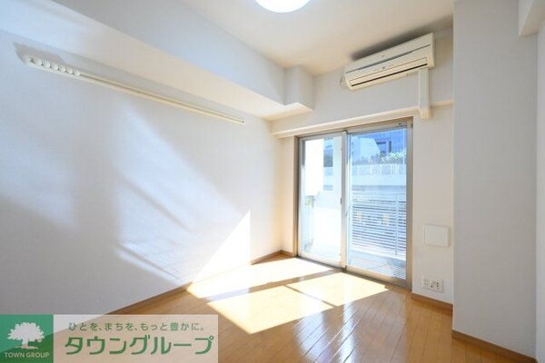 バルコニー(お問合せは(株)タウンハウジング赤坂店へ【03-5563-…)