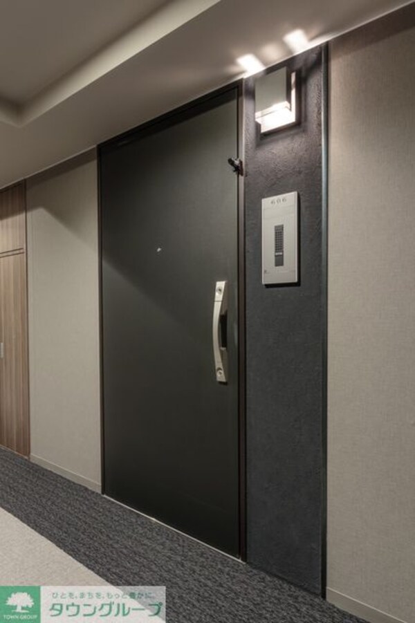 玄関(※写真は同タイプ住戸です。)