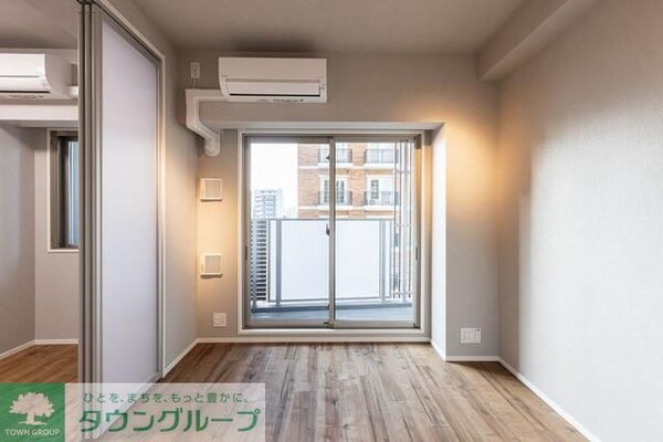 リビング・居室(Cタイプ2023年12月撮影 同タイプ502号室の写真です。)