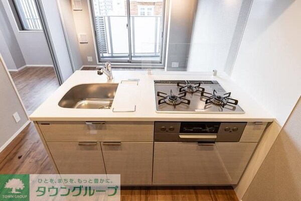 キッチン(Cタイプ2023年12月撮影 同タイプ502号室の写真です。)