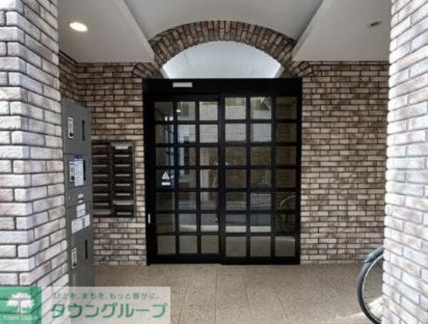 エントランス(エントランス)